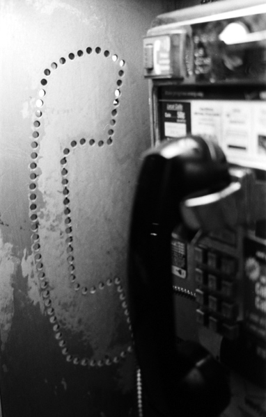 04-public_phone